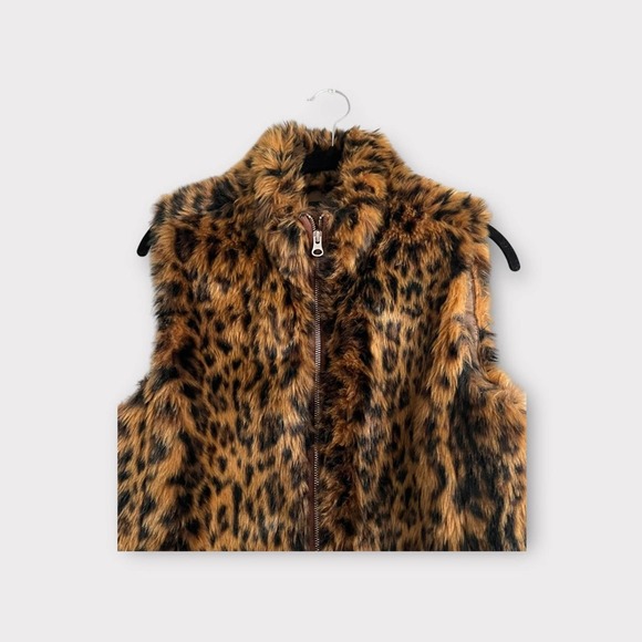 J.Crew Cheetah Print Faux Fur Vest Size XS Animal Print Sleeveless Jacket - Picture 2 of 4